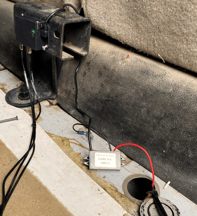 5_mobile-tag-reader-installation-on-a-vehicle